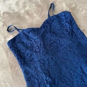 NWT Lulu’s Navy Blue Floral lace dress